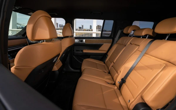  White Hyundai Santa Fe Photo 