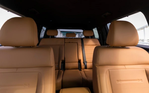  White Hyundai Santa Fe Photo 