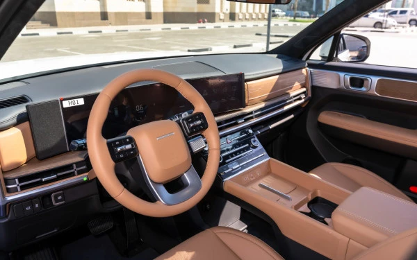  White Hyundai Santa Fe Photo 