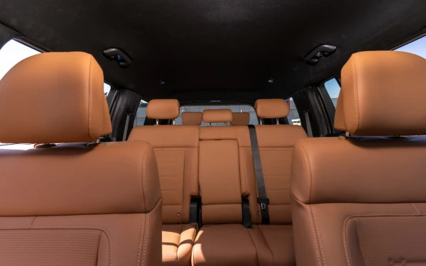  White Hyundai Santa Fe Photo 