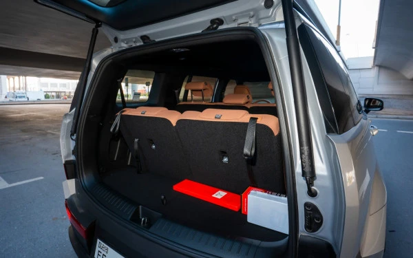  White Hyundai Santa Fe Photo 