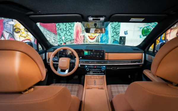  White Hyundai Santa Fe Photo 