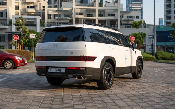  White Hyundai Santa Fe Photo 