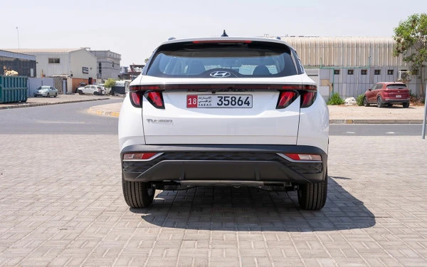  White Hyundai Tucson Photo 