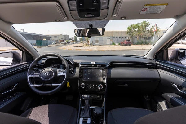  White Hyundai Tucson Photo 