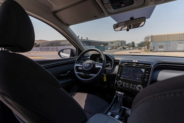  White Hyundai Tucson Photo 