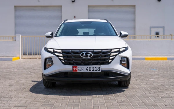  White Hyundai Tucson Photo 