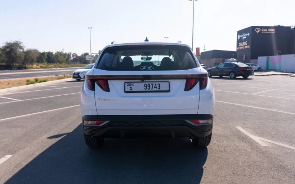  White Hyundai Tucson Photo 