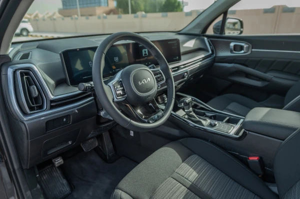  White KIA Seltos Photo 