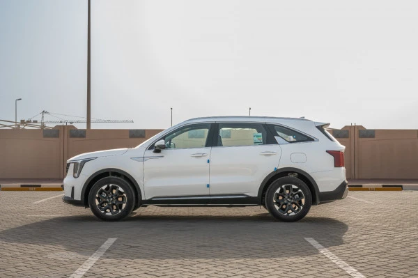  White KIA Sorento Photo 