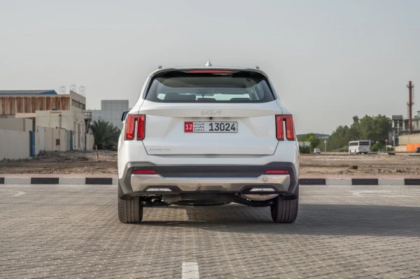  White KIA Sorento Photo 