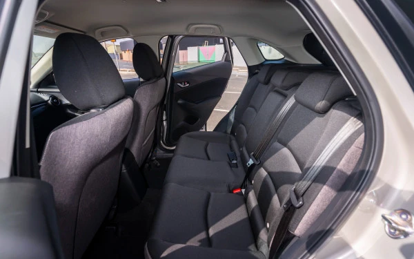  White Mazda CX3 Photo 