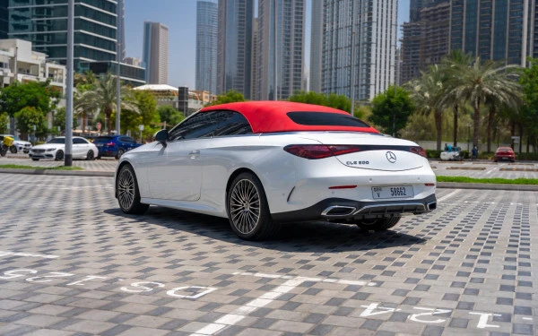  White Mercedes CLE 200 AMG cabriolet/convertible Photo 
