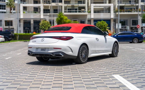  White Mercedes CLE 200 AMG cabriolet/convertible Photo 