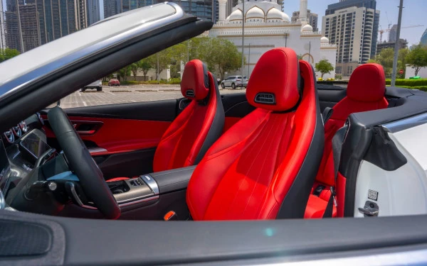  White Mercedes CLE 200 AMG cabriolet/convertible Photo 