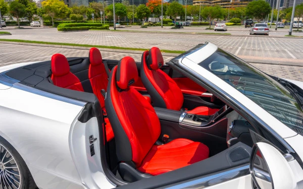  White Mercedes CLE 200 AMG cabriolet/convertible Photo 