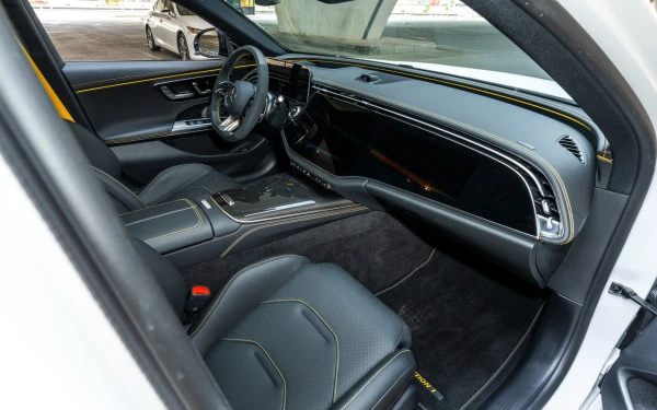  White Mercedes E53 AMG Edition 1 Photo 