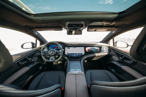  White Mercedes EQS 53 AMG Photo 