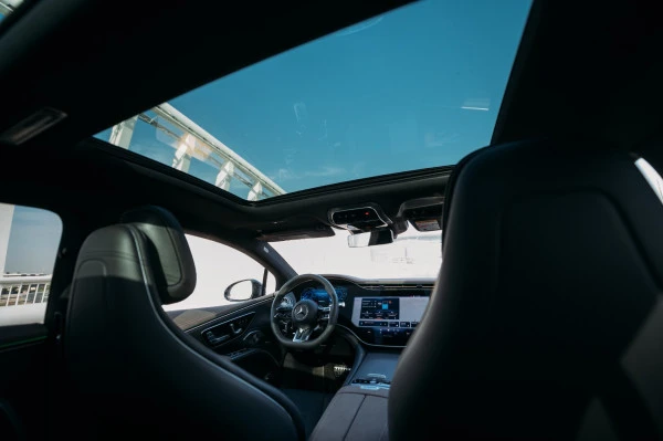  White Mercedes EQS 53 AMG Photo 