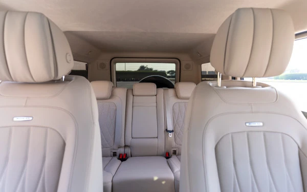  White Mercedes G63 AMG Photo 