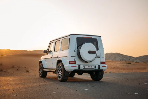  White Mercedes G63 AMG Photo 