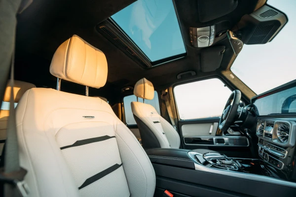  White Mercedes G63 AMG Photo 