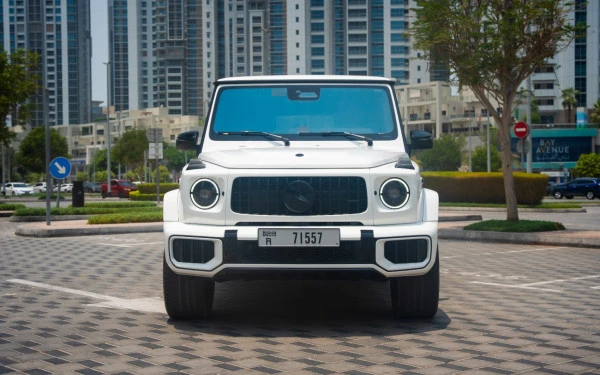  White Mercedes G63 AMG Photo 
