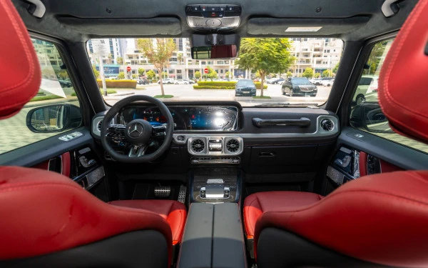  White Mercedes G63 AMG Photo 