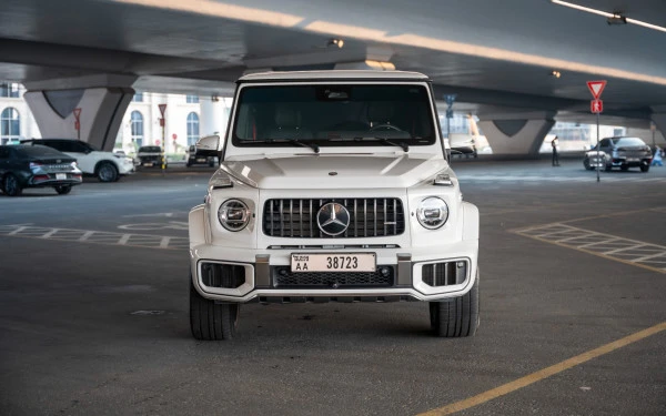  White Mercedes G63 AMG Photo 