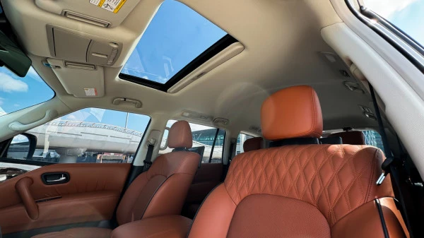  White Nissan Patrol V6 Photo 