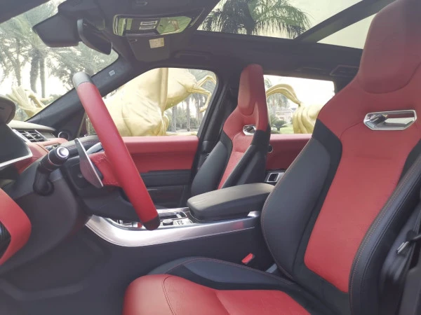  Blue Range Rover Sport SVR Photo 