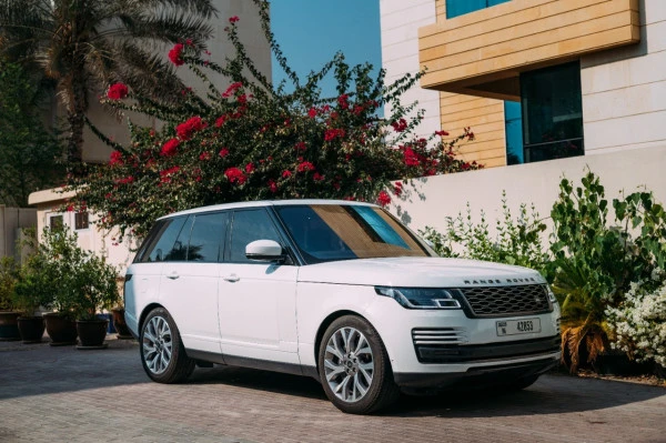  White Range Rover Vogue Photo 