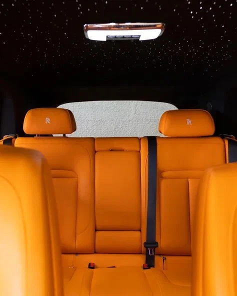  White Rolls Royce Cullinan Photo 