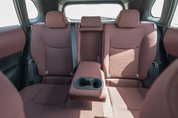  White Toyota Corolla Cross Photo 