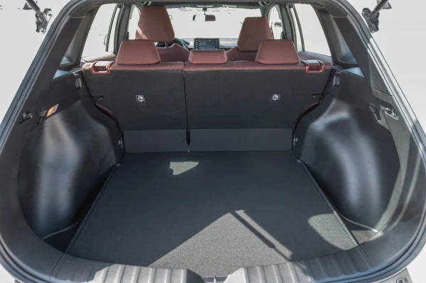  White Toyota Corolla Cross Photo 