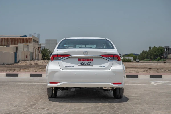  White Toyota Corolla Photo 