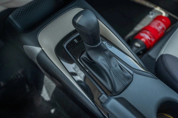  White Toyota Corolla Photo 