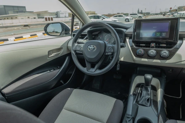  White Toyota Corolla Photo 