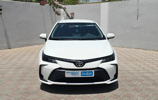  White Toyota Corolla Photo 
