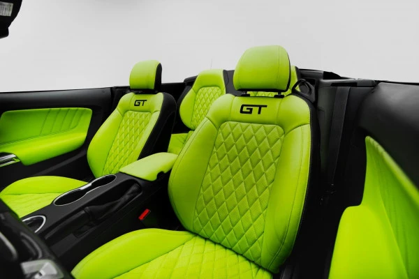  Yellow Ford Mustang Photo 