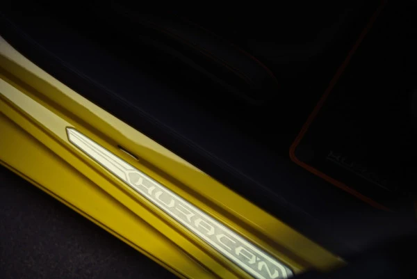  Yellow Lamborghini Evo coupe Photo 