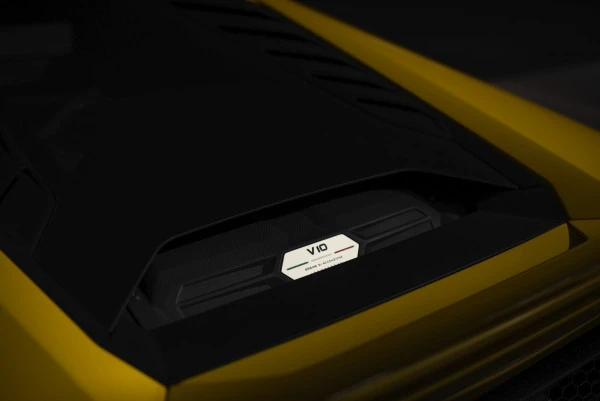  Yellow Lamborghini Evo coupe Photo 