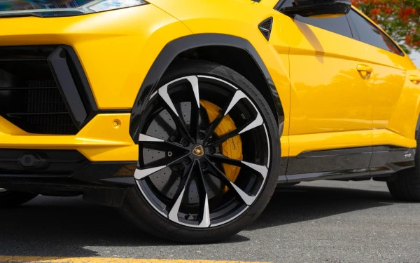  Yellow Lamborghini Urus Photo 