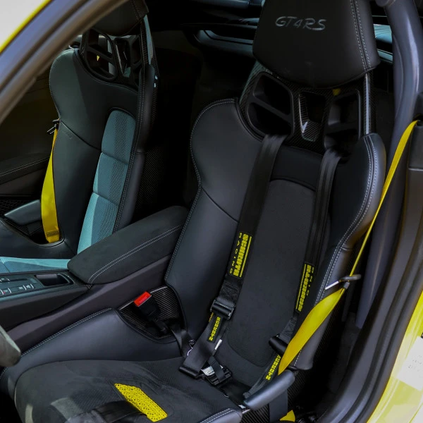  Yellow Porsche GT4 RS Photo 